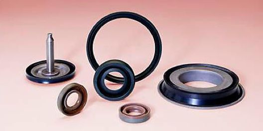 Bonded piston seals made of Vamac® deliver high-temperature durability.