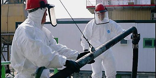 DPT_Photo_Oil_Gas_PPE_header_630x315.jpg