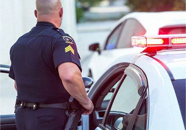 Law enforcement gear made with DuPontTM Kevlar® fiber helps manufacturers