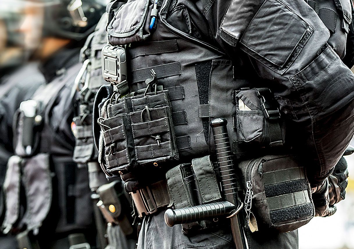 Police Body Armor Made With Kevlar® By DuPont Life Protection