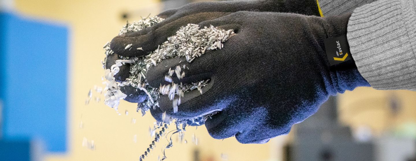 Kut Gard Seamless Knit DuPont Kevlar Glove w/Split Cowhide Leather Palm &  Stitching - Wrist - Yellow - 1/DZ - 09-K300LP