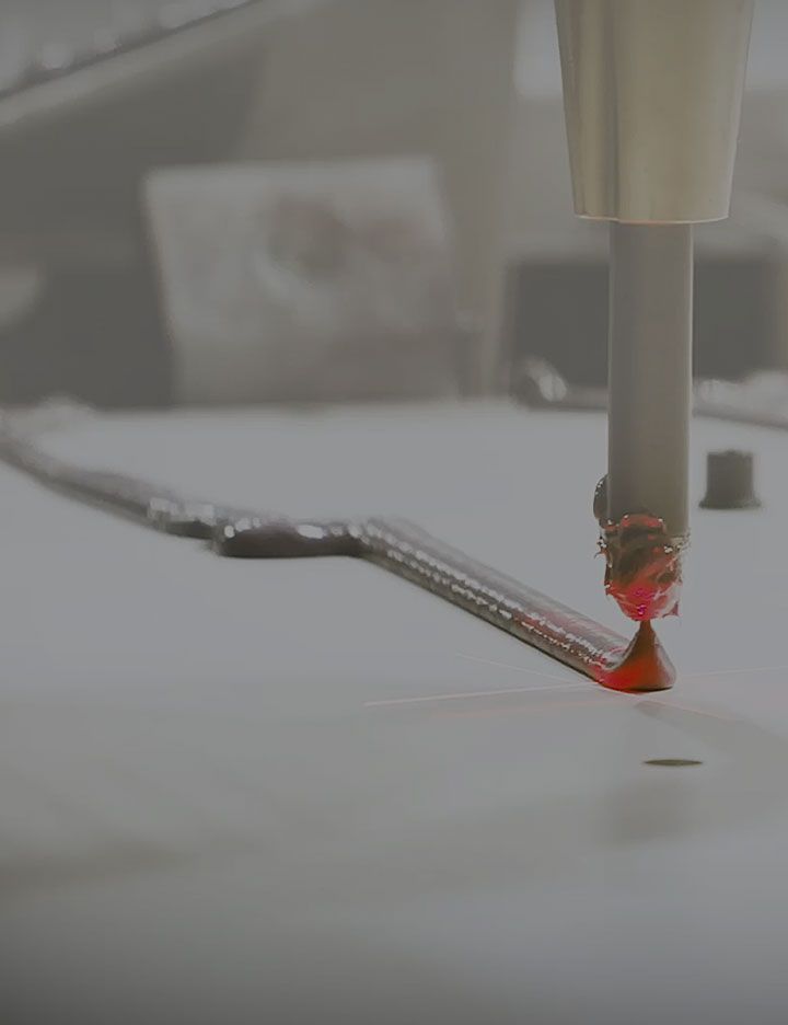 MM-auto-adhesive-solutions