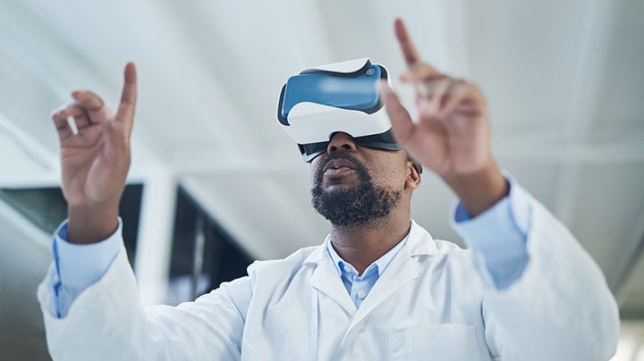 vr display in action image