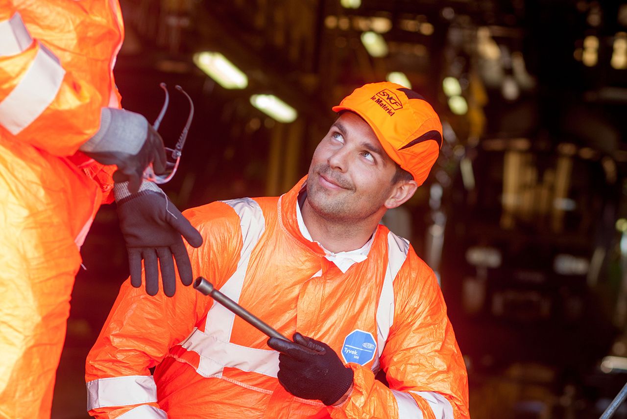 Tenue haute visibilité sncf sale