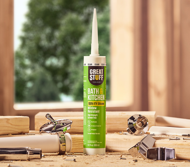 Great Stuff 99BATH3004 Kitchen and Bath Caulk, Clear, 10.1 fl-oz