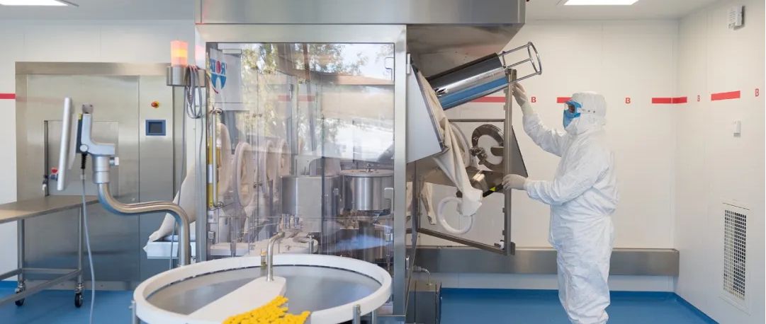 cleanroom-laborarory-image-2