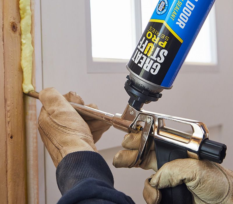How to use Great Stuff Insulting Spray Foam to Seal Gaps - Windows