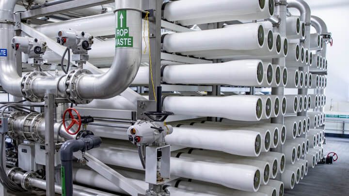 FilmTec™ nanofiltration (NF) membrane elements installed in an industrial facility