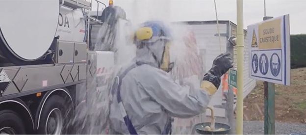 <span class="fontsize16">The Challenge Of Decontamination For Chemical Protective Clothing</span>