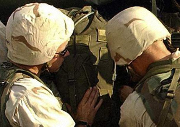 DPT_Photo_Military_Helmets_thumbnail_630x315