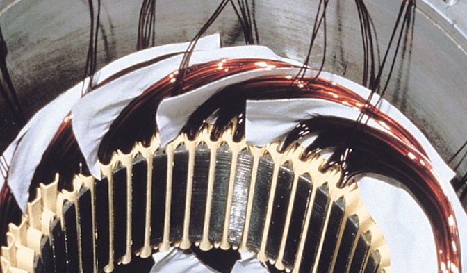 Powering HEV/EV for the future with DuPont™ Nomex®