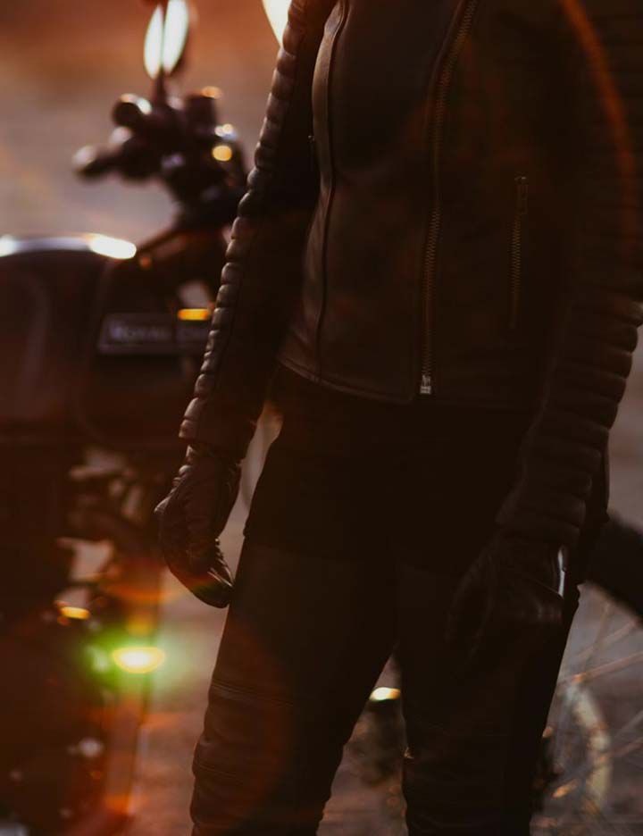 Atwyld women's motorcycle jacket, gloves and pants made with Kevlar®